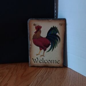 Rustic Rooster Welcome Sign